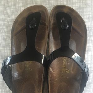 **Birkenstock Black Gizeh size 39**